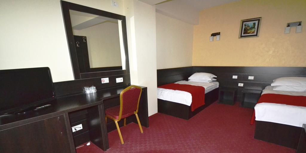 Hotel Ancor Bukarest Szoba fotó